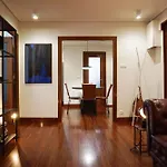 Cornerstone, En Casco Viejo * بلباو