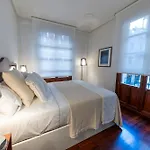 Cornerstone, En Casco Viejo * بلباو