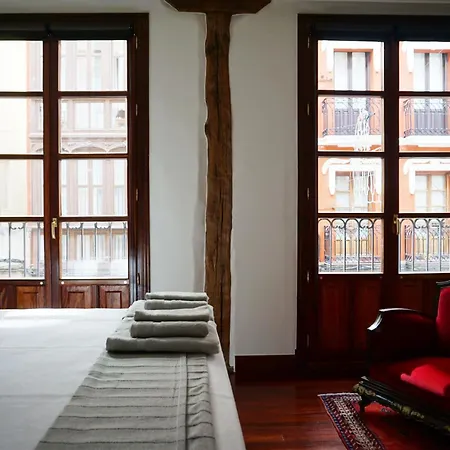 Cornerstone, En Casco Viejo Apartamento Bilbao
