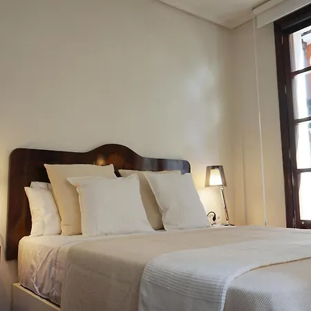 Cornerstone, En Casco Viejo Bilbau