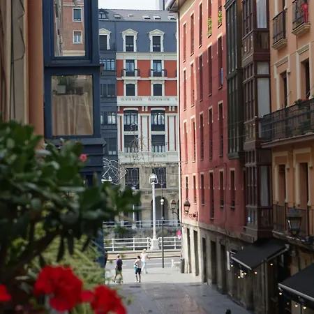 Cornerstone, En Casco Viejo Apartmán