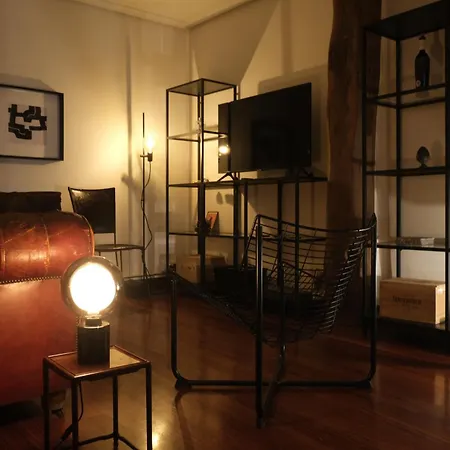 Cornerstone, En Casco Viejo *