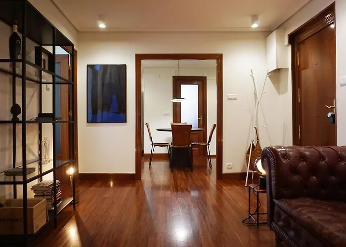 Cornerstone, En Casco Viejo * بلباو